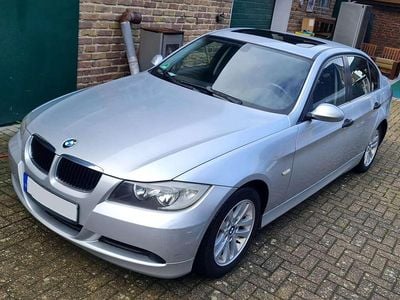 Second-hand BMW 320 150 CP (110 kW) 2006 Argintiu Berlinǎ
