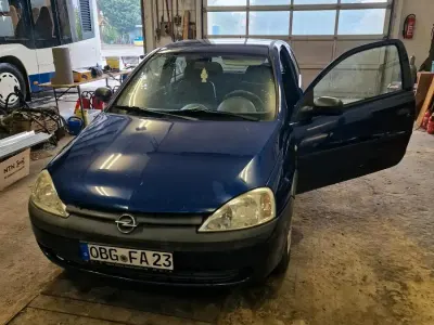 Gebraucht Opel Corsa 75 PS (55 kW) 2005 Blau Kleinwagen