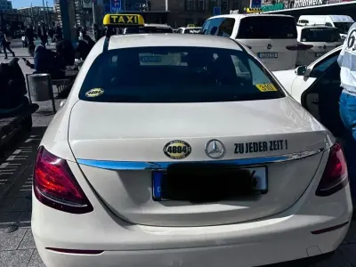 Brugt Mercedes E200 Exclusive 150 HK (110 kW) 2018 Andere farben Sedan
