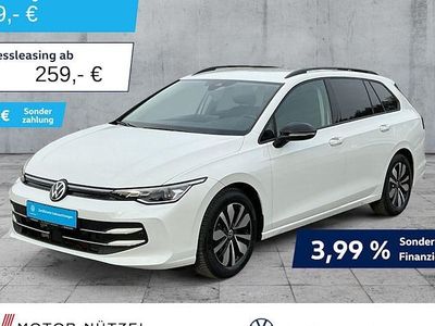Gebraucht VW Golf VIII Goal 150 PS (110 kW) 2025 Oryxweiß perlmutteffekt Kombi