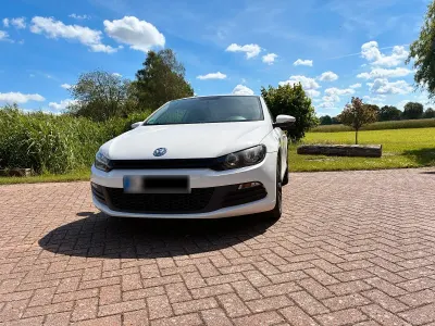 Gebraucht VW Scirocco 160 PS (117 kW) 2011 Weiß Coupé