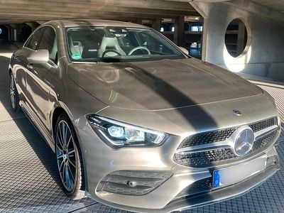 Mercedes CLA200