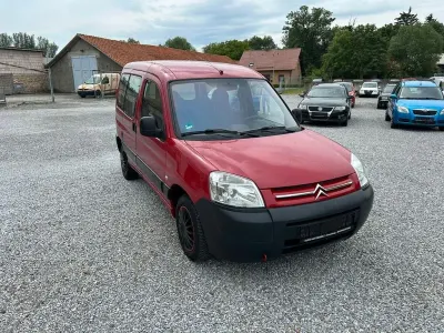 Gebraucht Citroën Berlingo First 75 PS (55 kW) 2009 Rot Van / Kleinbus