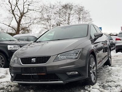 Grau Gebraucht 2014 Seat Leon X-Perience 4Drive Kombi | 8.700 € (Fairer Preis)