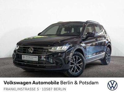 Deep black perleffekt Gebraucht 2023 VW Tiguan Life SUV | 31.933 € (Fairer Preis)