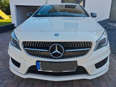 Mercedes CLA200