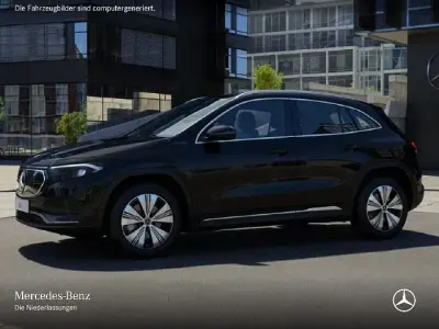 Gebraucht Mercedes EQA250 Advanced 139 kW (190 PS) 2022 Nachtschwarz SUV