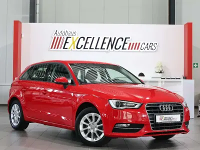 Gebraucht Audi A3 Attraction 150 PS (110 kW) 2015 Brillantrot Limousine