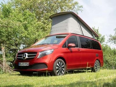 Mercedes V220