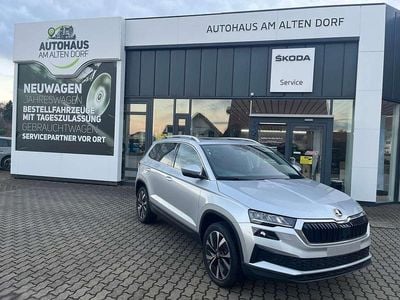 Neu Skoda Karoq Selection 150 PS (110 kW) 2025 Brilliantsilber metallic SUV