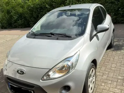 Gebraucht Ford Ka Trend 69 PS (50 kW) 2013 Silber Kleinwagen