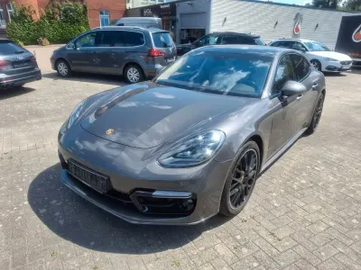 Gebraucht Porsche Panamera 4S 441 PS (324 kW) 2018 Grau Kleinwagen