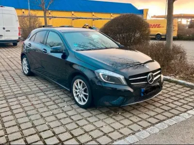 Gebraucht Mercedes A220 170 PS (125 kW) 2014 Schwarz Kleinwagen