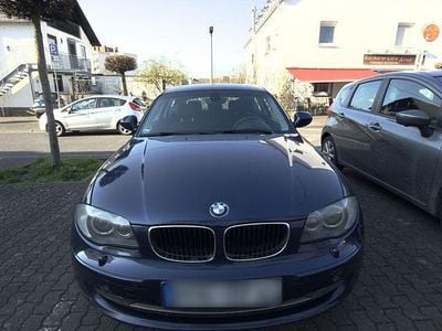 Gebraucht BMW 116 116 PS (85 kW) 2011 Blau Kleinwagen