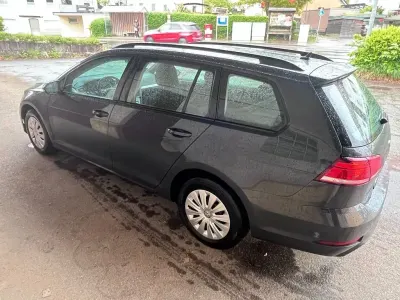 Gebraucht VW Golf VII Trendline 116 PS (85 kW) 2017 Grau Kombi