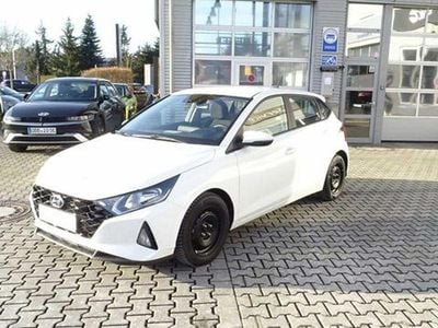 Gebraucht Hyundai i20 Select 101 PS (74 kW) 2022 Weiss Limousine
