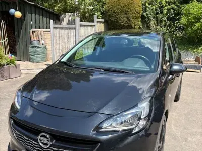 Gebraucht Opel Corsa Color Edition 90 PS (66 kW) 2015 Schwarz Kleinwagen