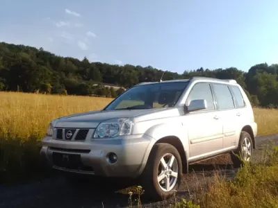 Gebraucht Nissan X-Trail 136 PS (100 kW) 2004 Silber SUV