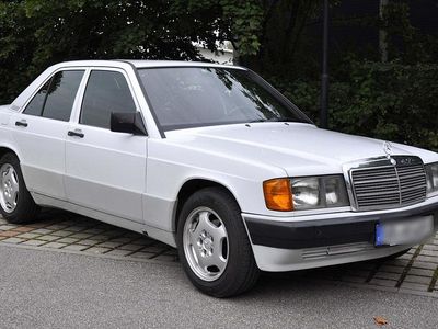 Weiß Gebraucht 1991 Mercedes 190 Limousine | 6.499 €