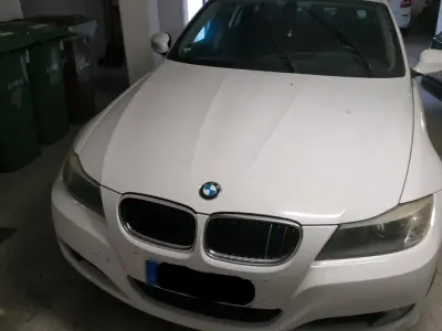 Gebraucht BMW 318 143 PS (105 kW) 2010 Weiß Kombi