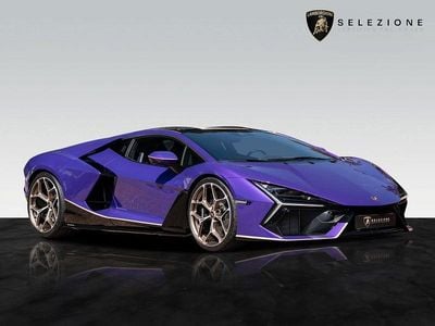 Lamborghini Revuelto