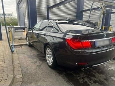 Second-hand BMW 730 245 CP (180 kW) 2009 Berlinǎ