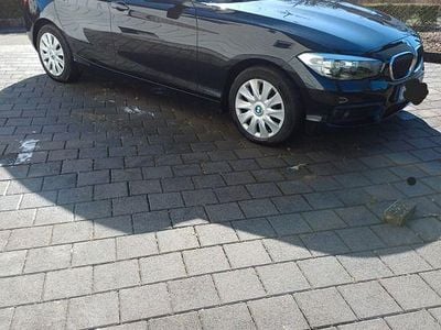 Second-hand BMW 114 136 CP (100 kW) 2016 Negru Hatchback