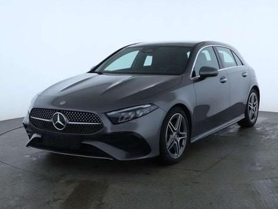 Gebraucht Mercedes A200 AMG line 163 PS (119 kW) 2024 Mountaingrau  met. Limousine