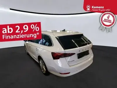 Używany Skoda Octavia First Edition 150 KM (110 kW) 2020 Biały Kombi