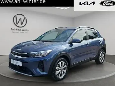 Usado Kia Stonic Vision 101 HP (74 kW) 2024 Azul SUV