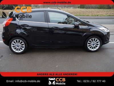 gebraucht Ford Fiesta Individual+1HD*LEDER*NAVI* UNFALLFREI*SCH