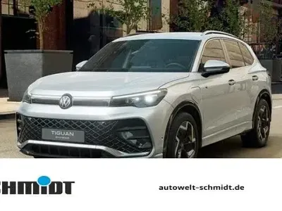 Nuova VW Tiguan R-line 150 CV (110 kW) 2026 Argento SUV