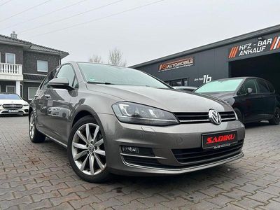 Gebraucht VW Golf VII Highline 122 PS (89 kW) 2015 Grau Limousine