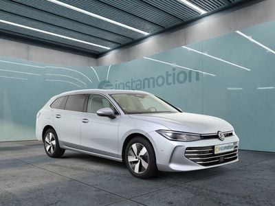 Silber Gebraucht 2024 VW Passat Elegance Kombi | 39.250 € (Fairer Preis)