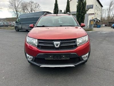 Rot Gebraucht 2014 Dacia Sandero Stepway Ambiance Limousine | 4.490 € (Fairer Preis)