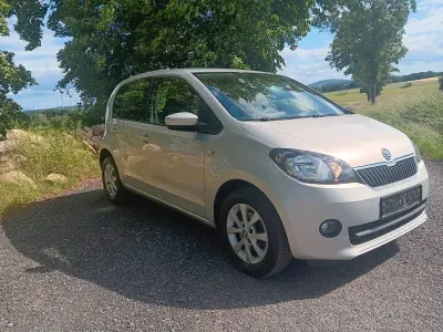 Gebraucht Skoda Citigo Active 60 PS (44 kW) 2013 Silber Kleinwagen