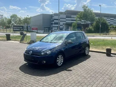 Gebraucht VW Golf VI Style 86 PS (63 kW) 2011 Blau Kleinwagen