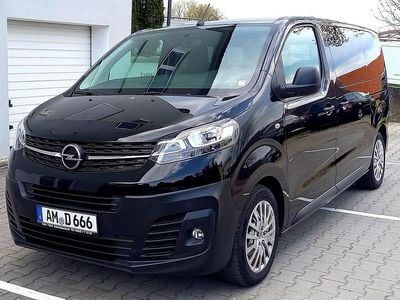 Second-hand Opel Zafira Life Edition 120 CP (88 kW) 2020 Negru Monovolum