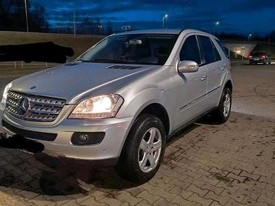 Mercedes ML280