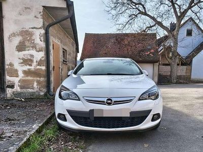 Gebraucht Opel Astra GTC 200 PS (147 kW) 2014 Weiß Coupé
