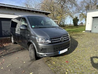 Grau Gebraucht 2019 VW Multivan Van | 31.500 € (Guter Preis)