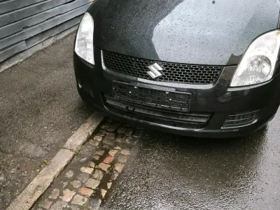 Gebraucht Suzuki Swift 92 PS (67 kW) 2009 Schwarz Kleinwagen