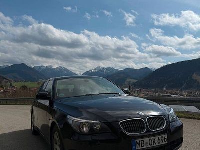 Second-hand BMW 525 Sport Line 177 CP (130 kW) 2005 Negru Break