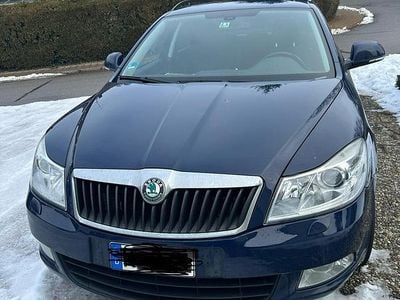 Blau Gebraucht 2011 Skoda Octavia Kombi | 4.500 € (Guter Preis)