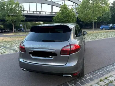 Gebraucht Porsche Cayenne Diesel 245 PS (180 kW) 2011 Andere farben SUV