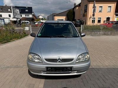 Usata Citroën Saxo 75 CV (55 kW) 2002 Giallo Utilitaria