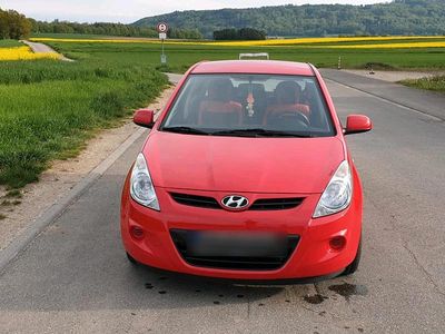 Gebraucht Hyundai i20 2012 Rot Kleinwagen