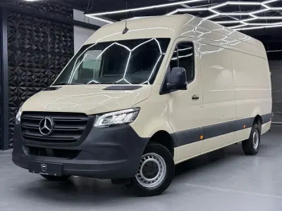 Używany Mercedes Sprinter 170 KM (125 kW) 2021 Beżowy Van