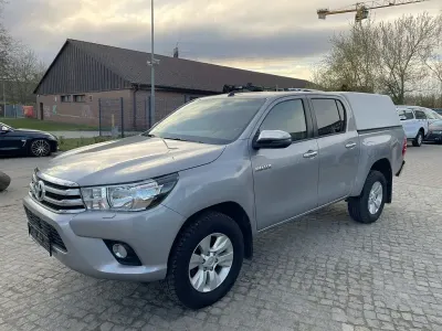 Gebraucht Toyota HiLux Comfort 150 PS (110 kW) 2019 Grau (metallic) Pickup