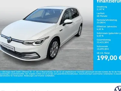 Gebraucht VW Golf VIII Style 131 PS (96 kW) 2024 Pure white Limousine